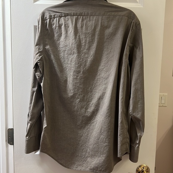 Banana, republics, men’s size medium button-down - Picture 6 of 6